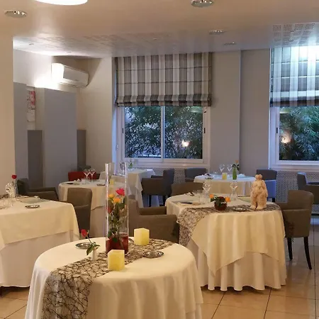 Szálloda Les Chambres De L'ady