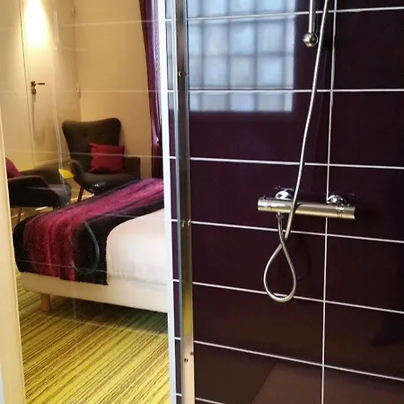 Les Chambres De L'ady * Valady