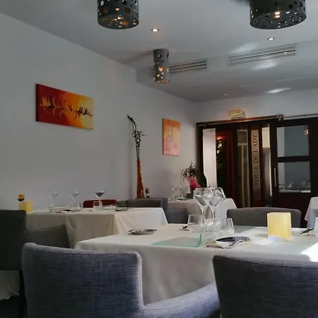 L\u2019auberge De L\u2019ady Valady